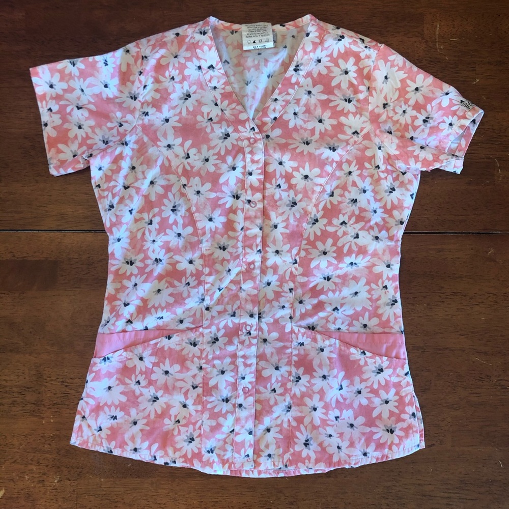 Scrub Top - Picture 2 of 6